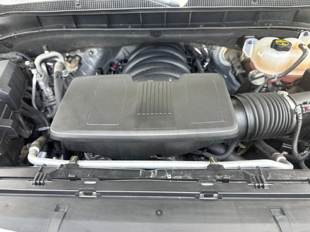 Used 2024 Chevrolet Tahoe LT RWD image 17