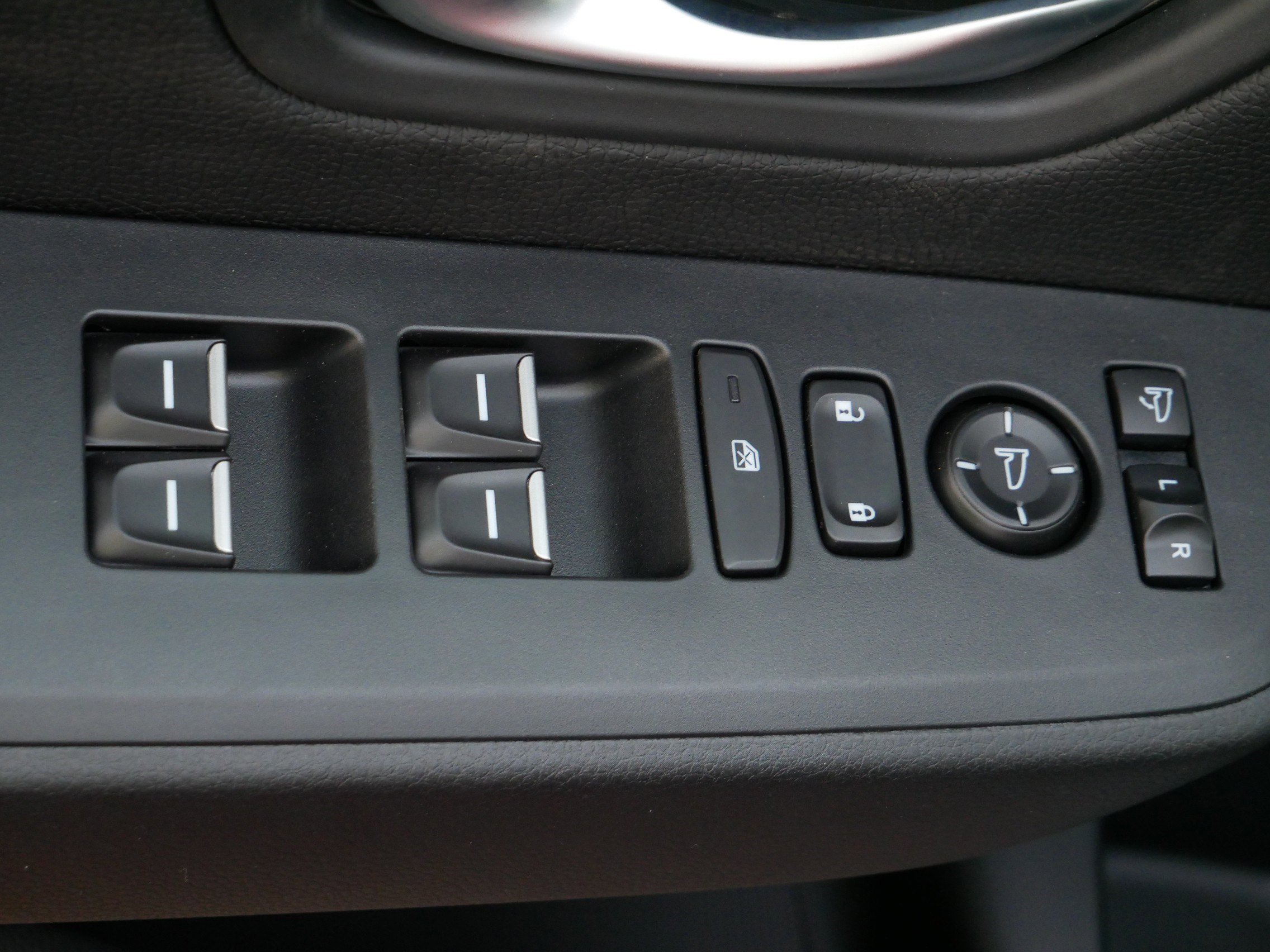 New 2026 Honda Pilot Black Edition image 15