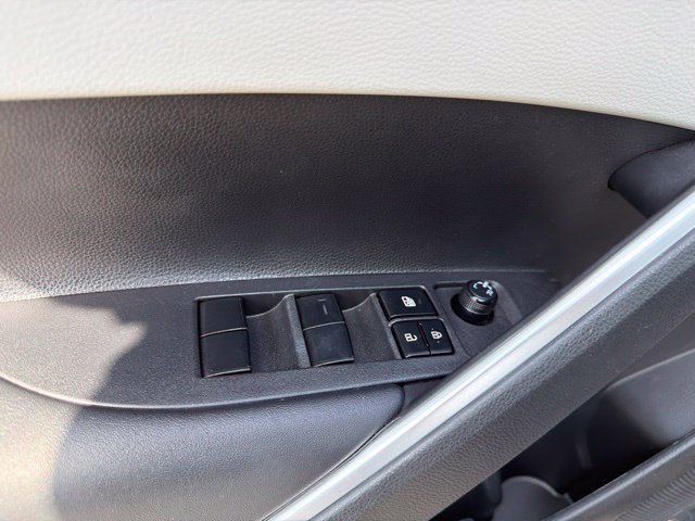 Certified 2024 Toyota Corolla Cross L AWD/4WD image 18