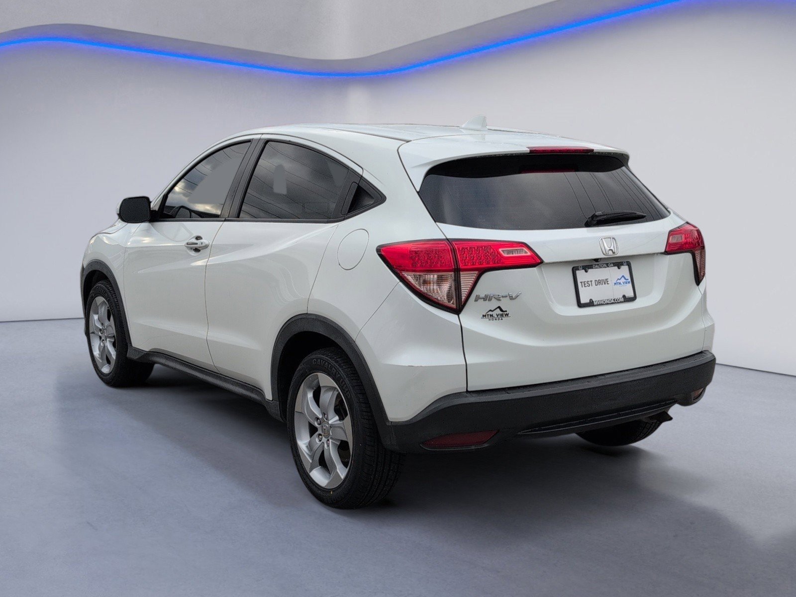 Used 2016 Honda HR-V LX image 3
