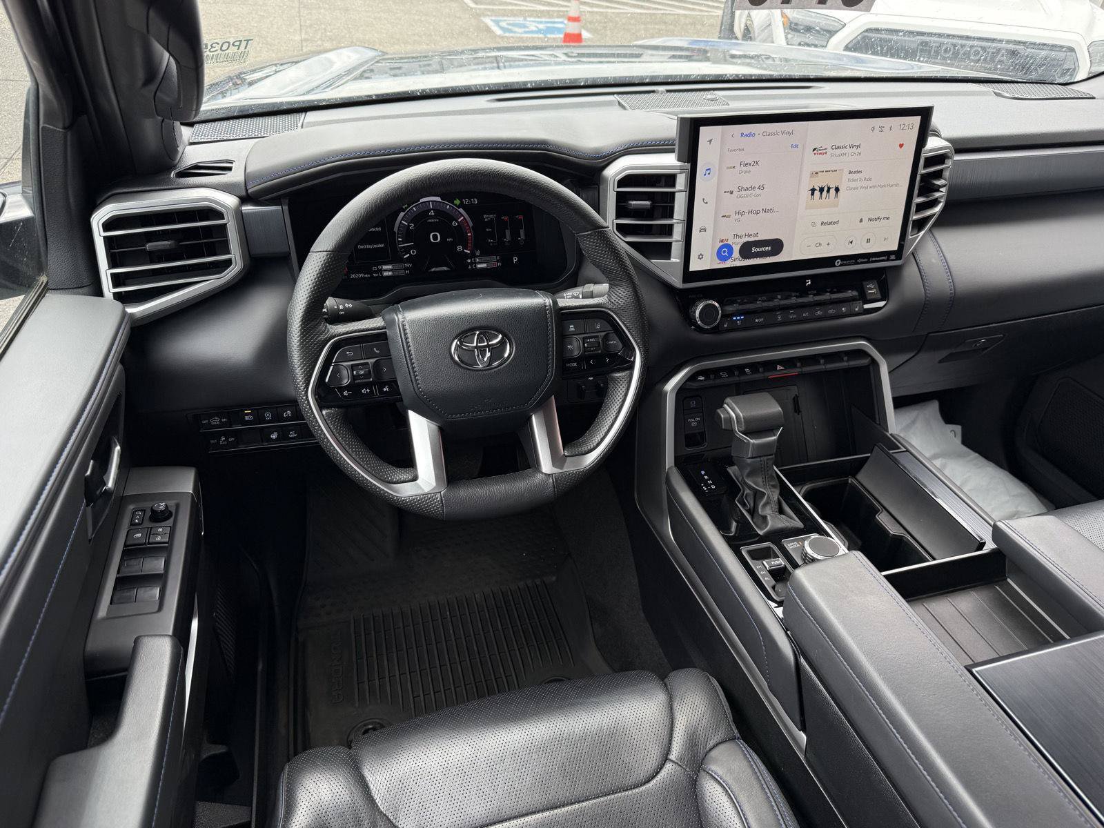 Used 2024 Toyota Tundra Platinum AWD/4WD image 11