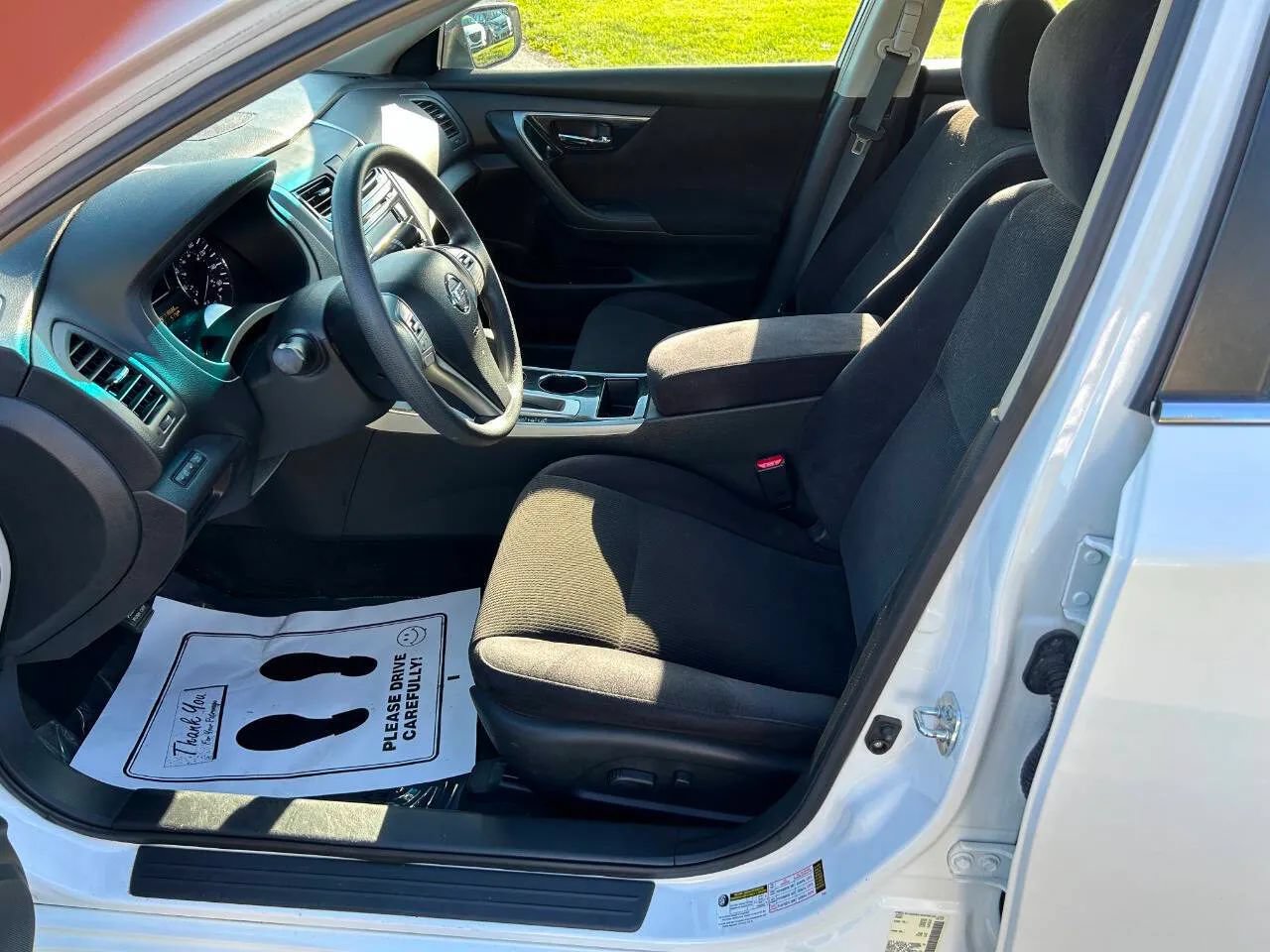Used 2013 Nissan Altima 2.5 S FWD image 15