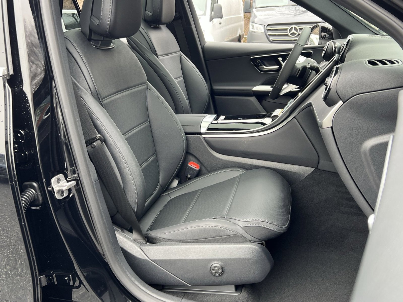 New 2026 Mercedes-Benz GLC 300 4MATIC image 26