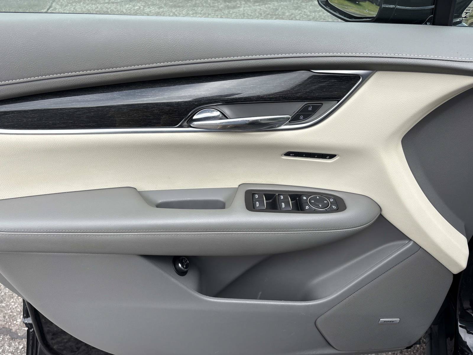 Used 2021 Cadillac XT6 Premium Luxury AWD/4WD image 11