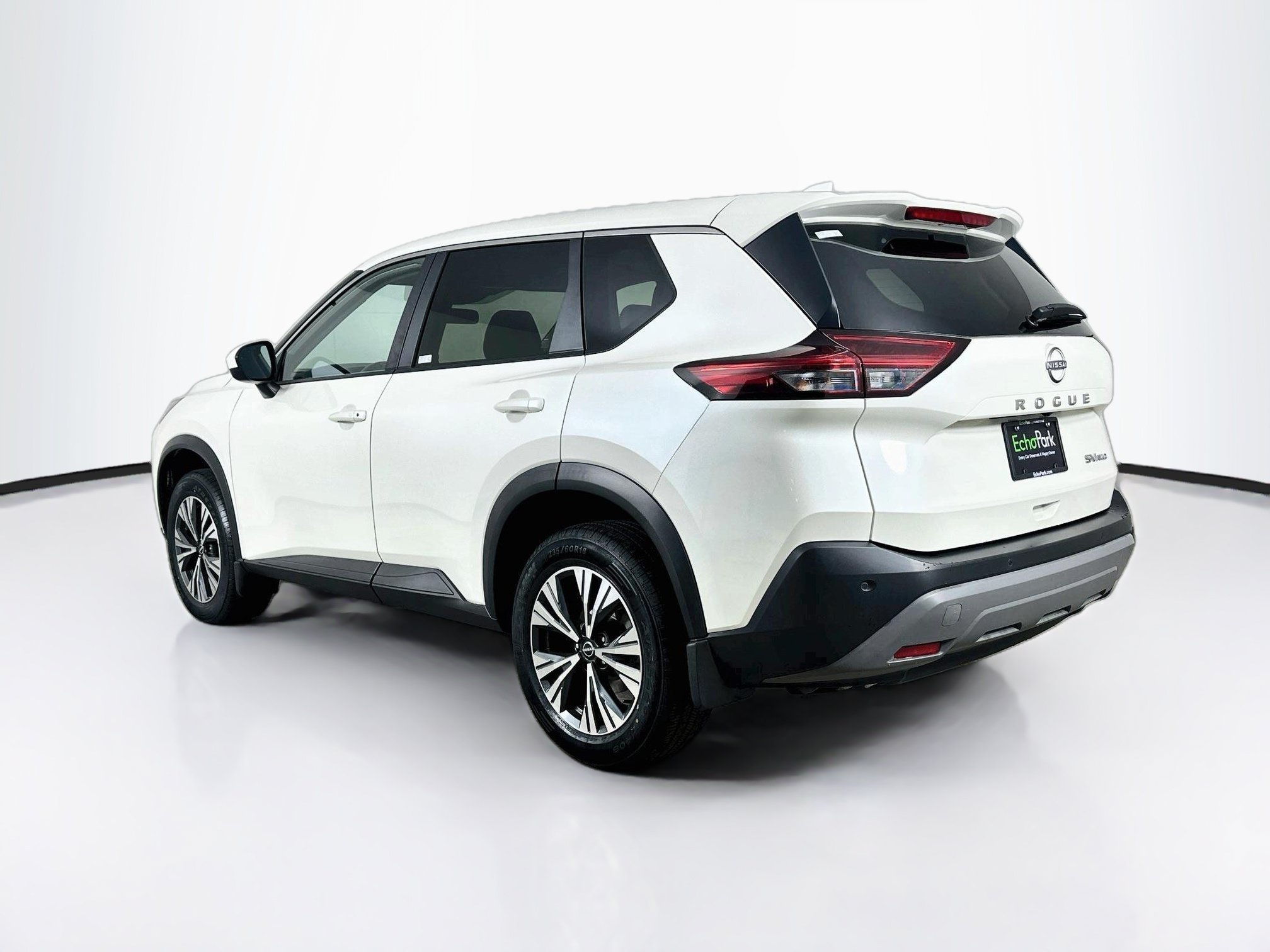 Used 2023 Nissan Rogue SV AWD/4WD image 5