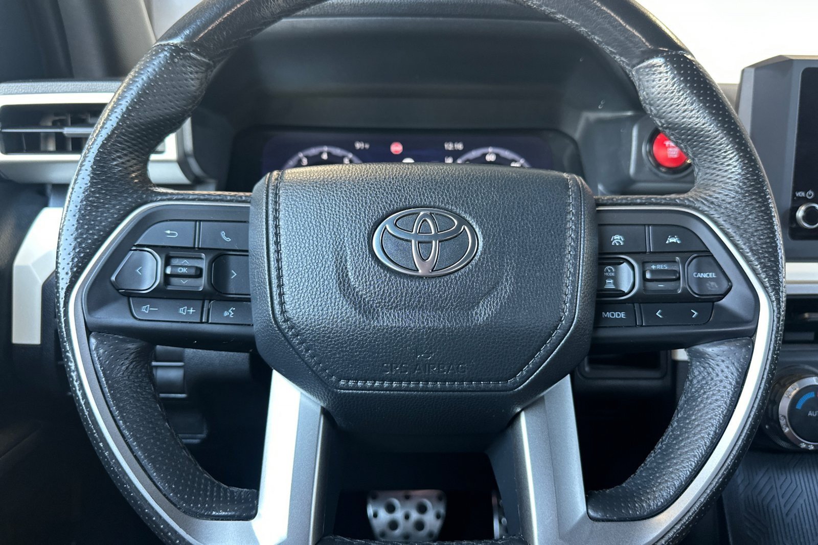 Certified 2024 Toyota Tacoma TRD Sport AWD/4WD image 21