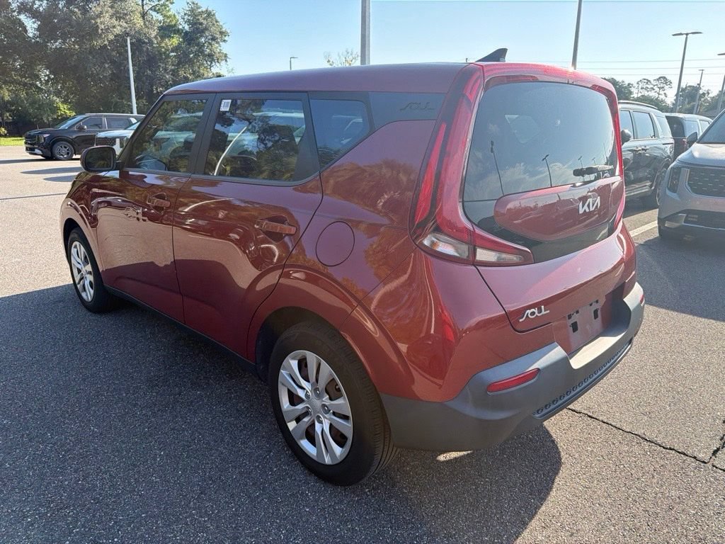 Certified 2022 Kia Soul LX FWD image 6