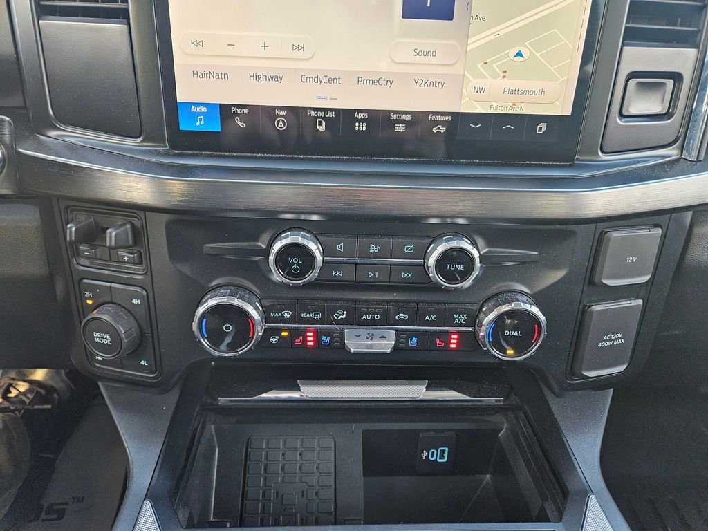 Used 2024 Ford F250 Lariat w/ Chrome Package AWD/4WD image 16