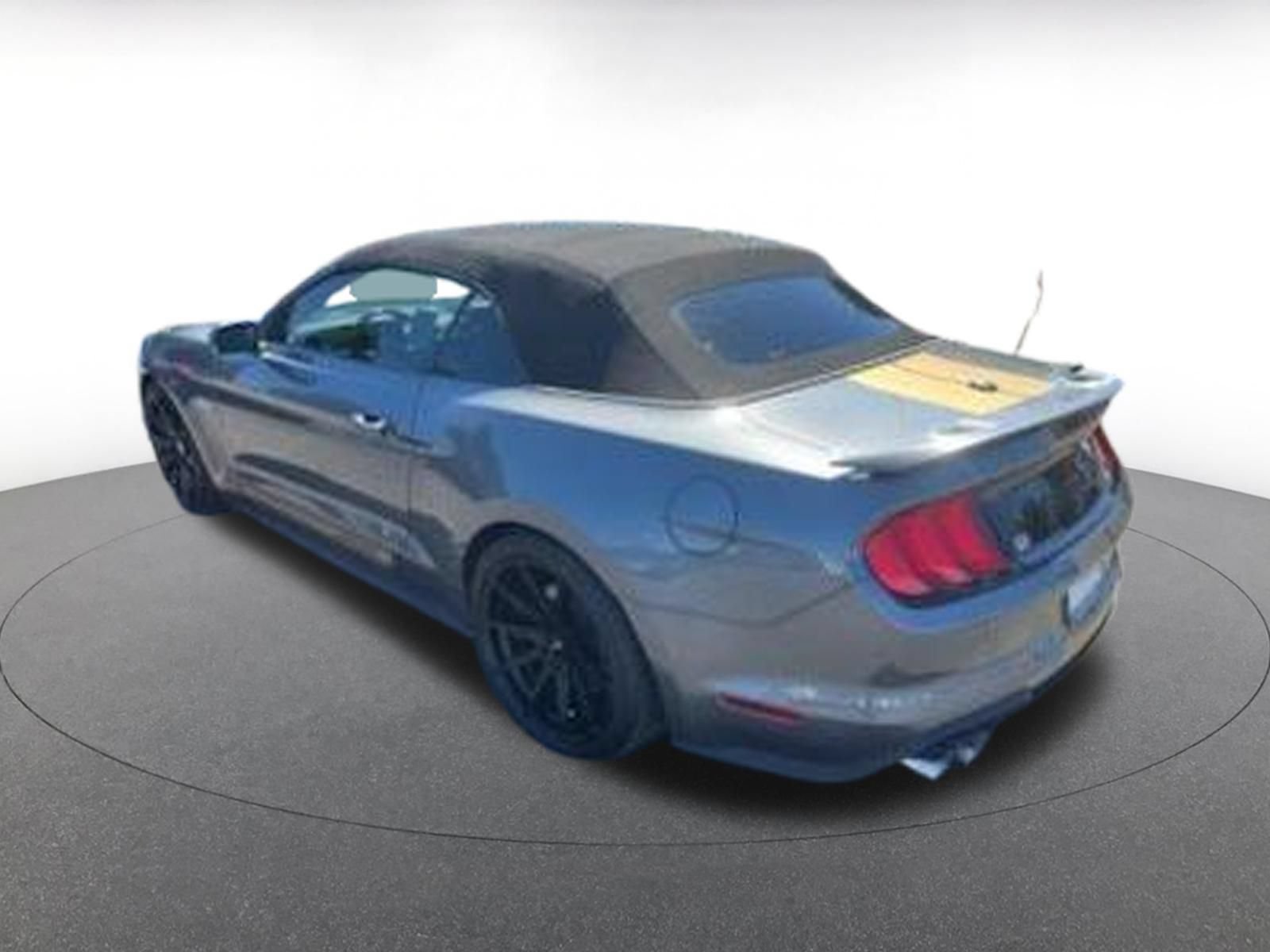 Used 2022 Ford Mustang GT Premium w/ GT Performance Package RWD image 9