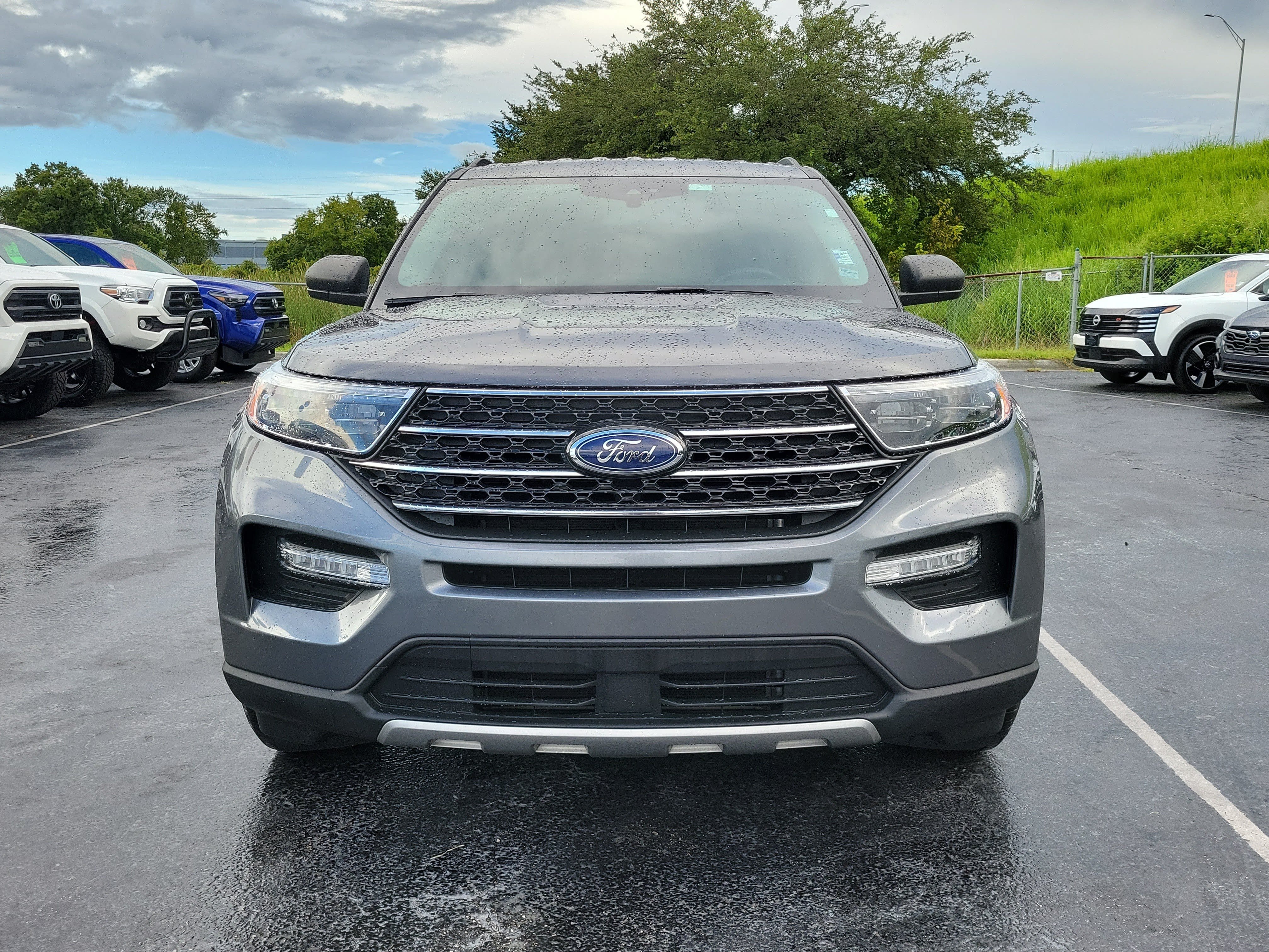 Certified 2023 Ford Explorer XLT w/ Equipment Group 202A RWD video 2