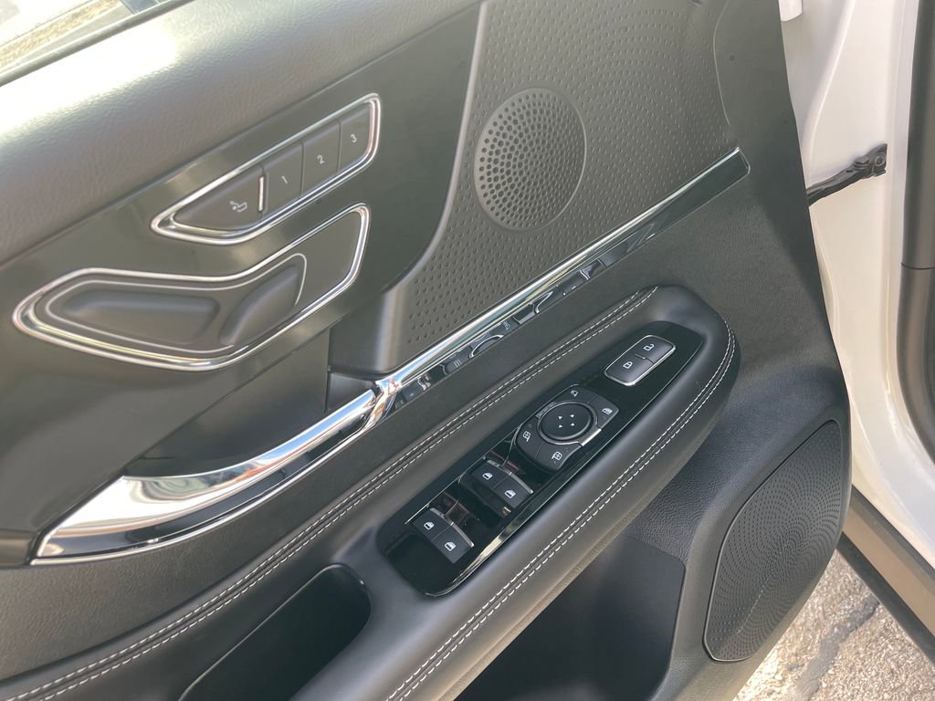 New 2025 Lincoln Corsair Reserve w/ Jet Appearance Package image 17