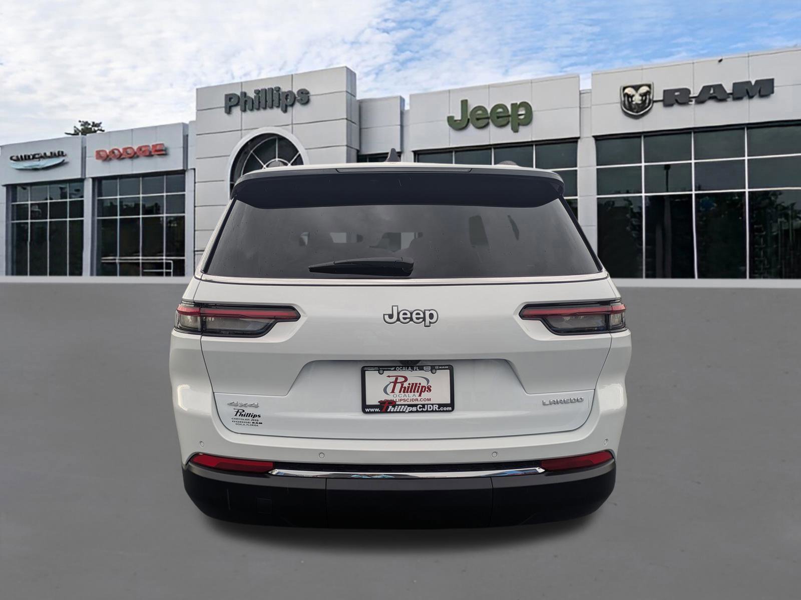 New 2026 Jeep Grand Cherokee L 4WD image 4
