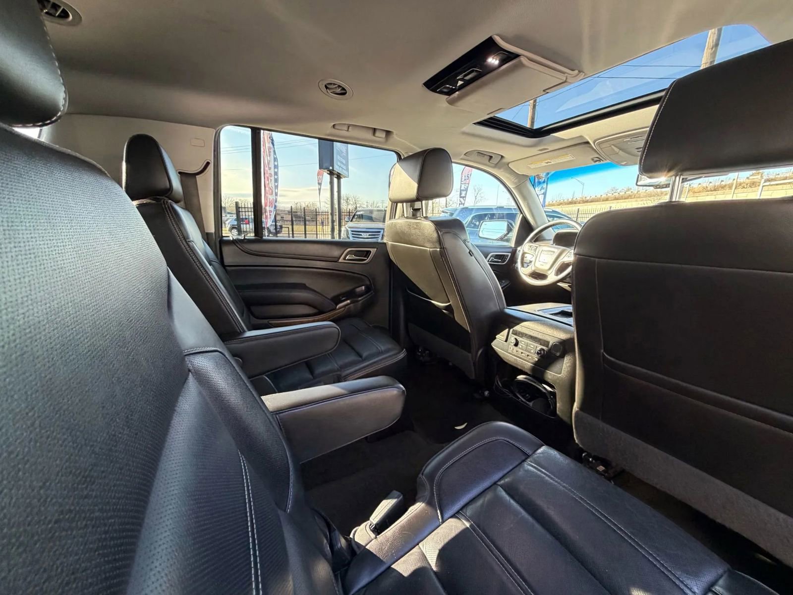 Used 2018 GMC Yukon XL Denali w/ Open Road Package image 48