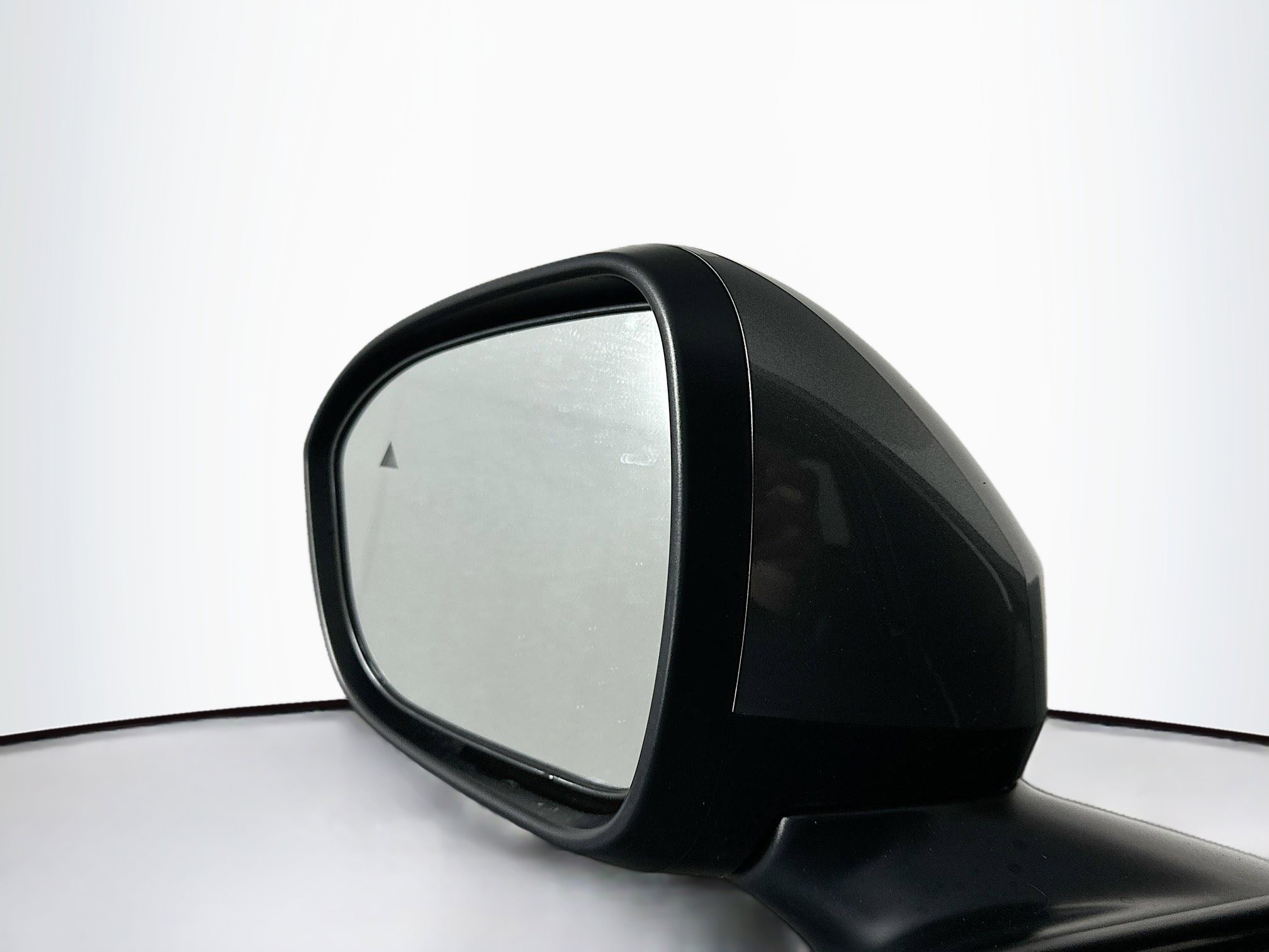 Used 2025 Nissan Kicks SV image 16