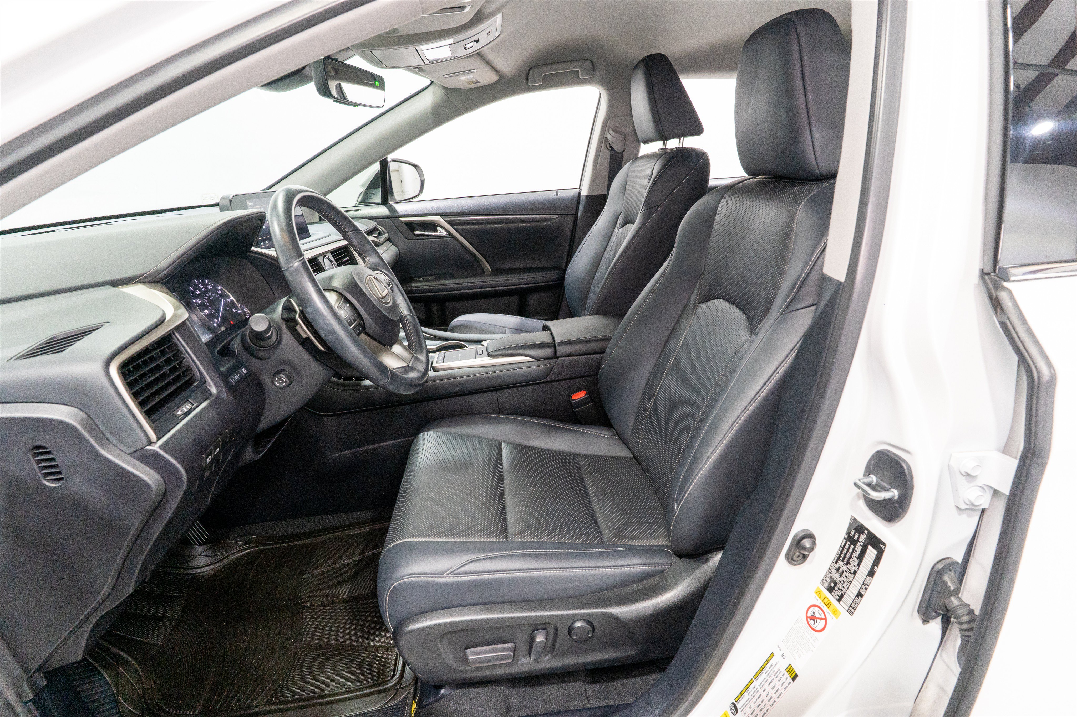 Used 2020 Lexus RX 350 FWD w/ Accessory Package image 15