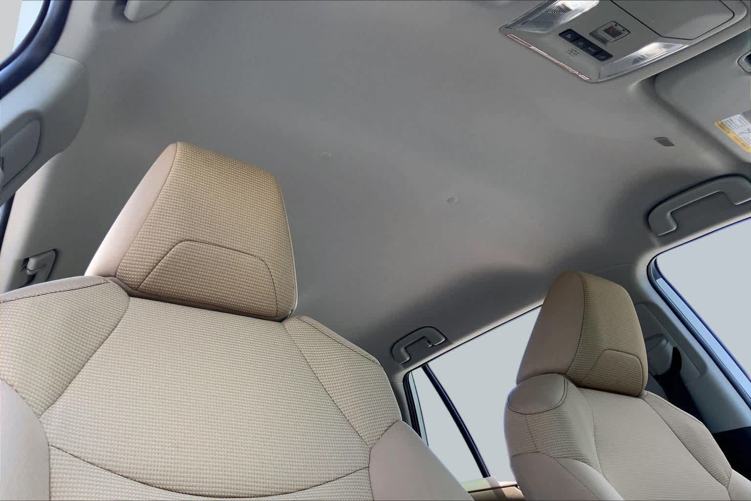Certified 2025 Toyota RAV4 LE AWD/4WD image 14
