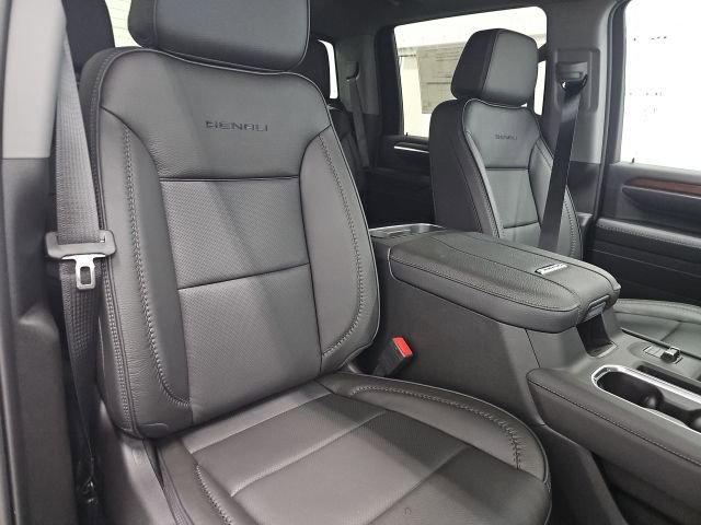 New 2026 GMC Sierra 3500 Denali w/ Denali Reserve Package image 13