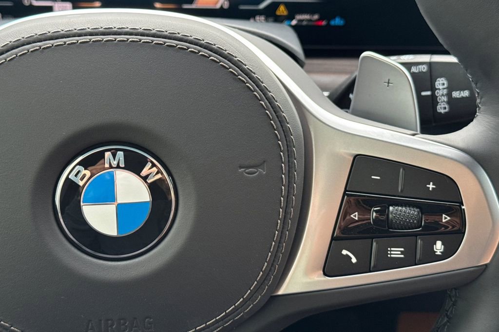 New 2026 BMW X5 xDrive40i w/ M Sport Package image 29
