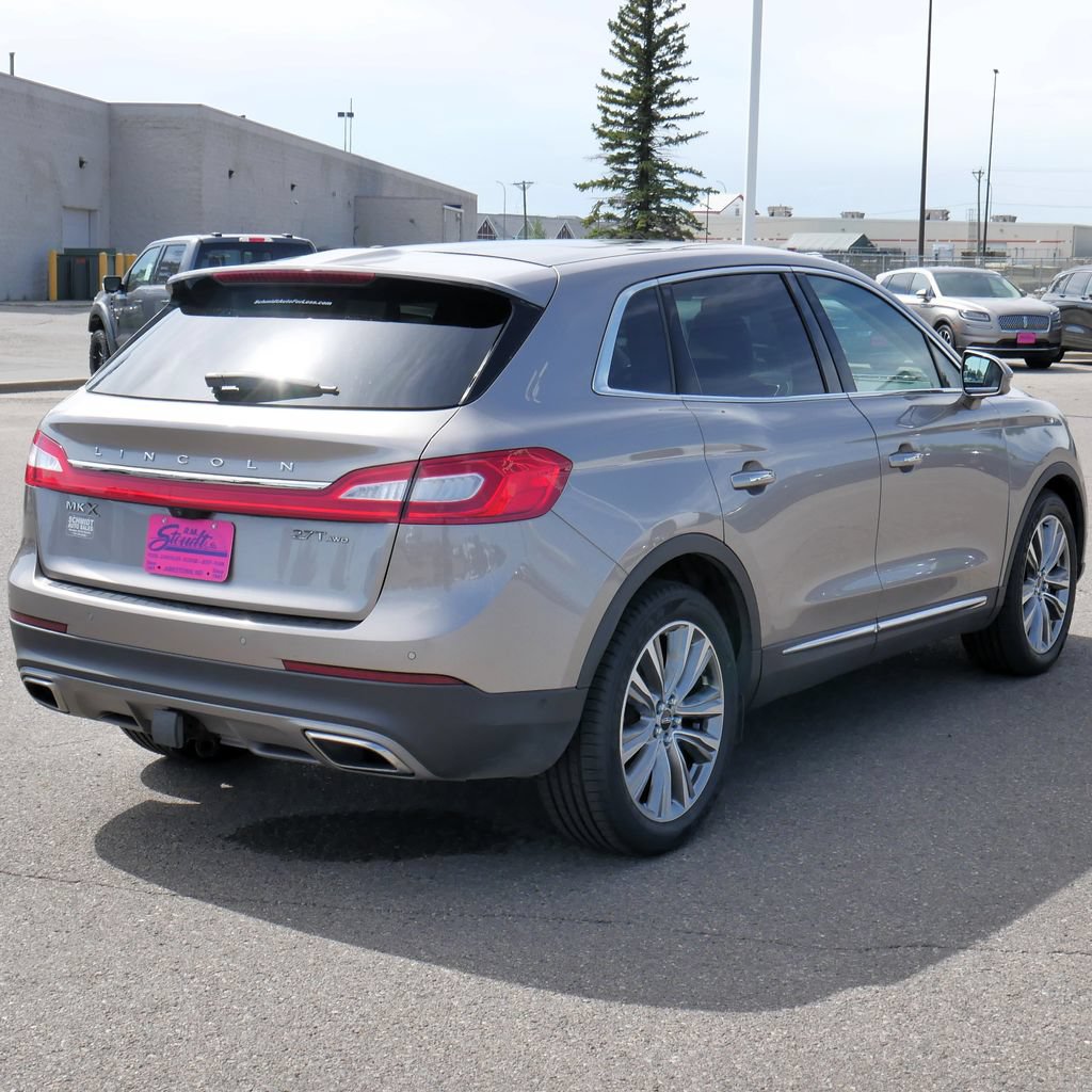 Used 2018 Lincoln MKX Reserve w/ Driver Assistance Package AWD/4WD image 11