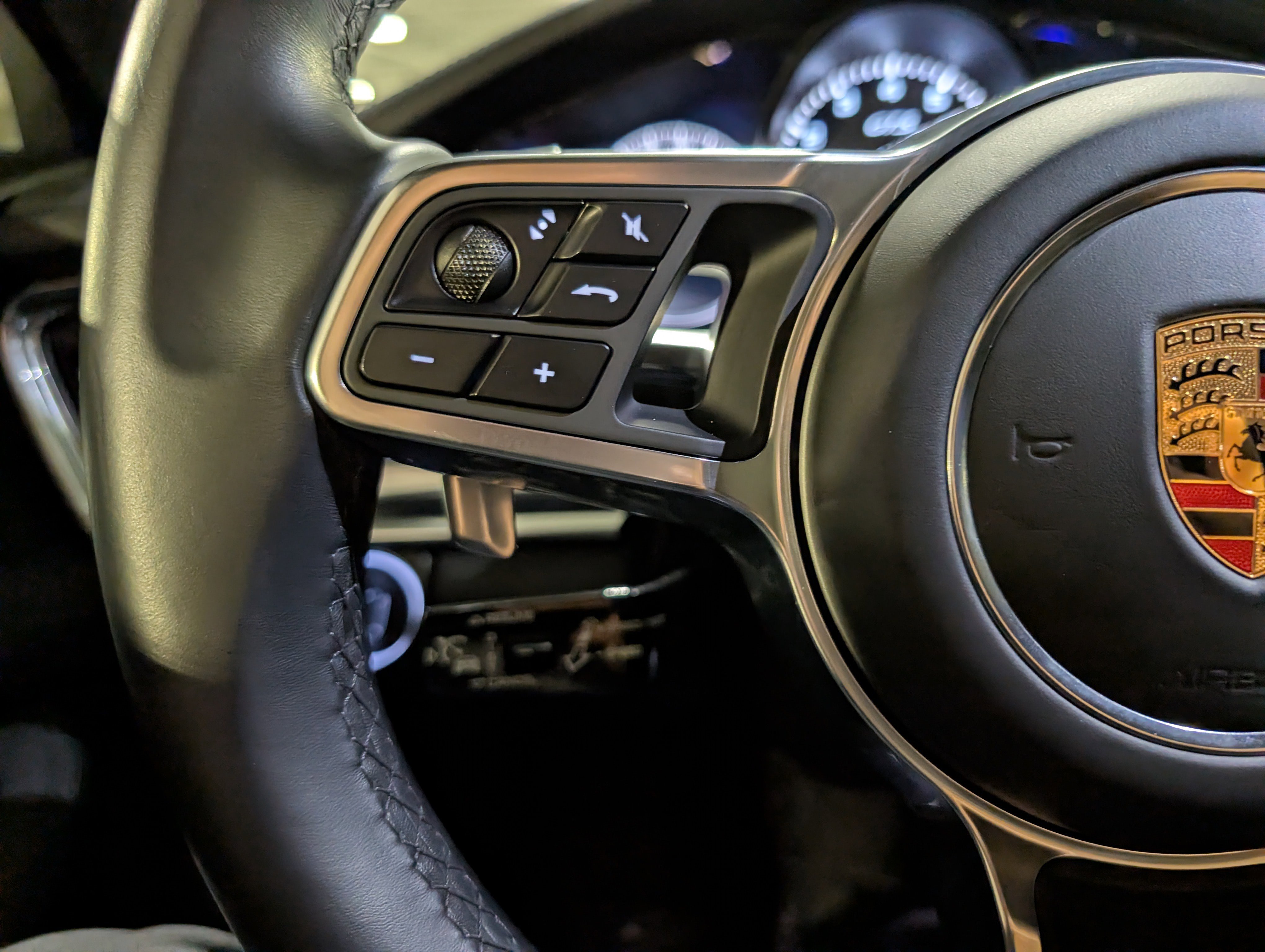 Certified 2020 Porsche Panamera GTS image 27