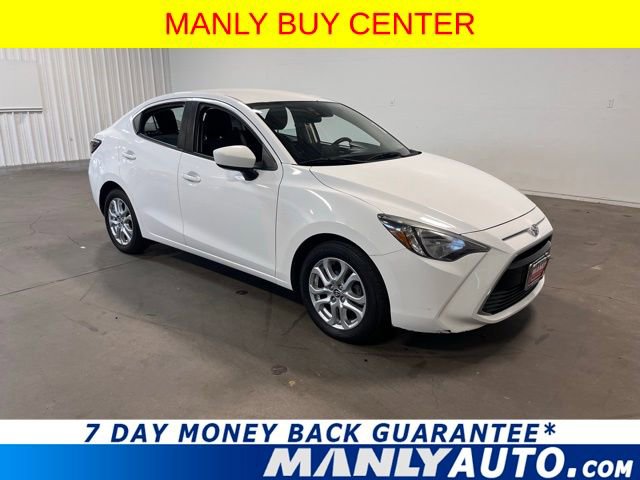 Used 2017 Toyota Yaris iA image 1