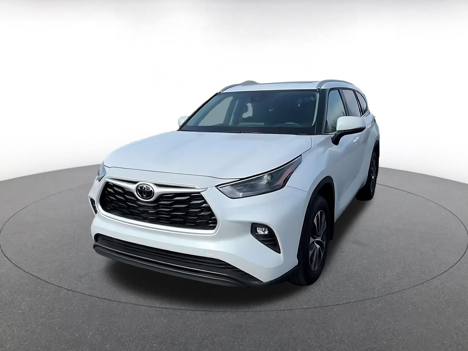 Used 2026 Toyota Highlander XLE AWD/4WD image 6