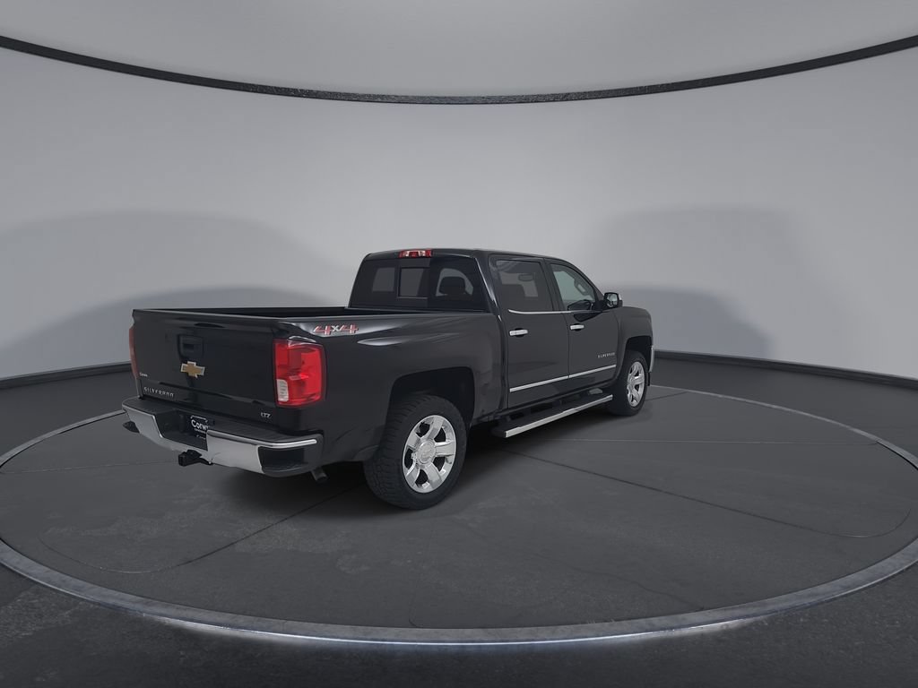 Used 2018 Chevrolet Silverado 1500 LTZ w/ Sport Package AWD/4WD image 16