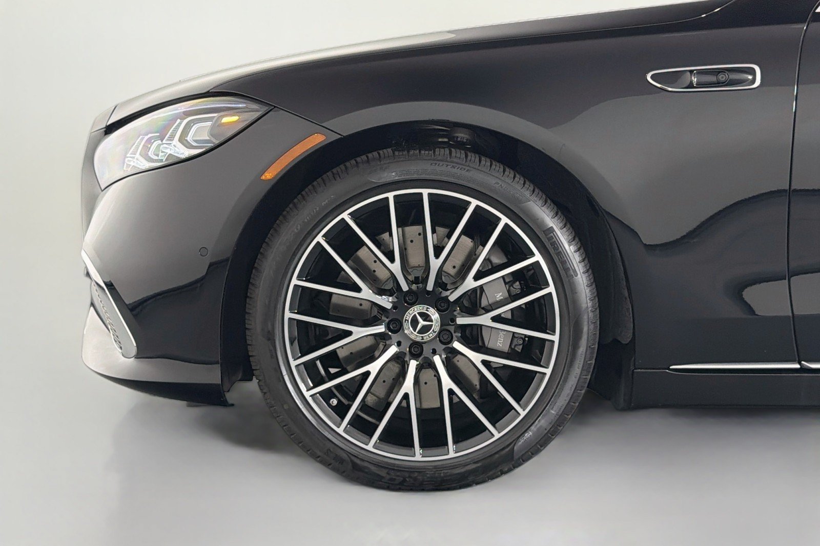 New 2027 Mercedes-Benz S 580 4MATIC Sedan image 9