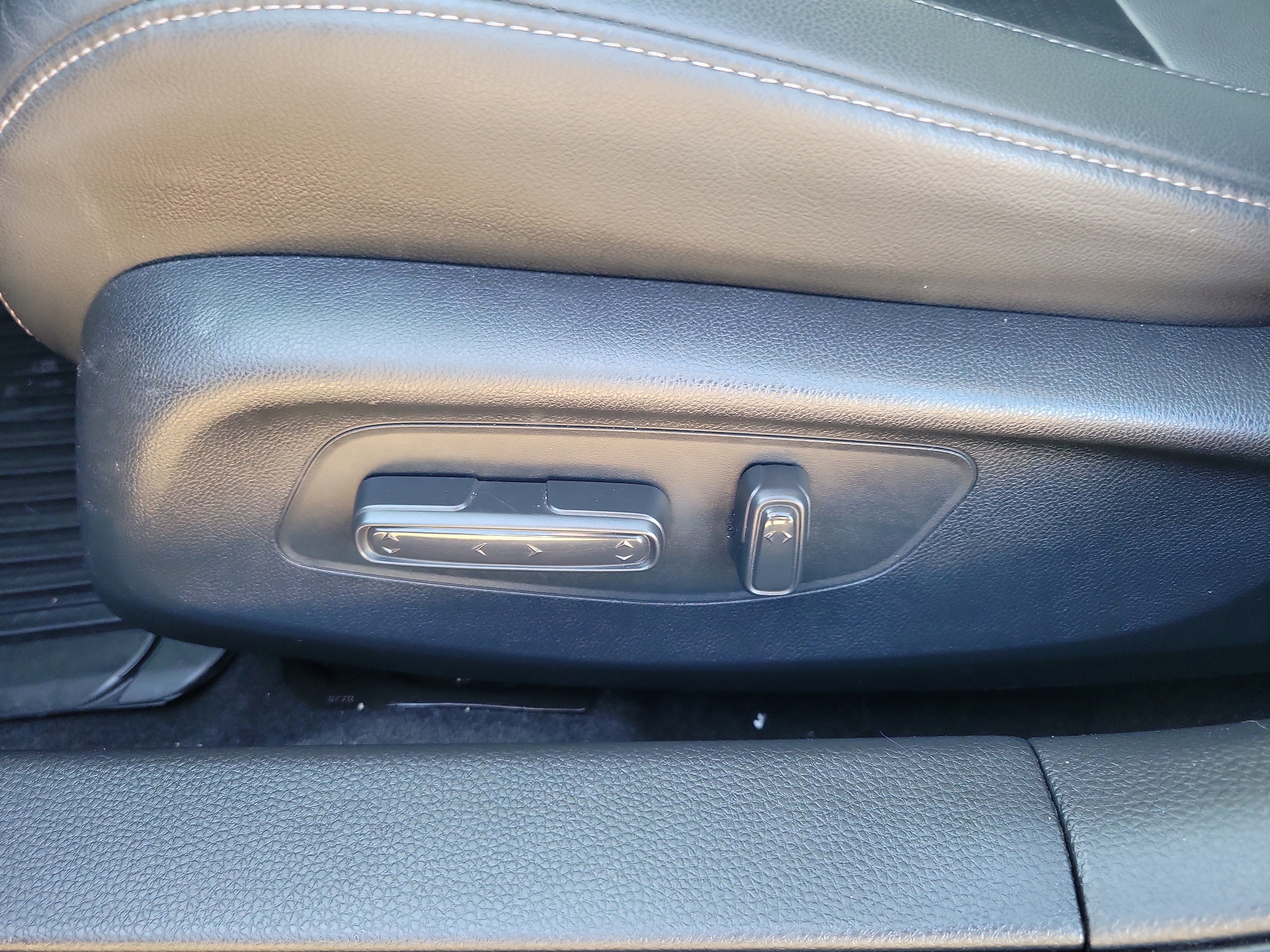 Used 2023 Honda Civic Touring image 21