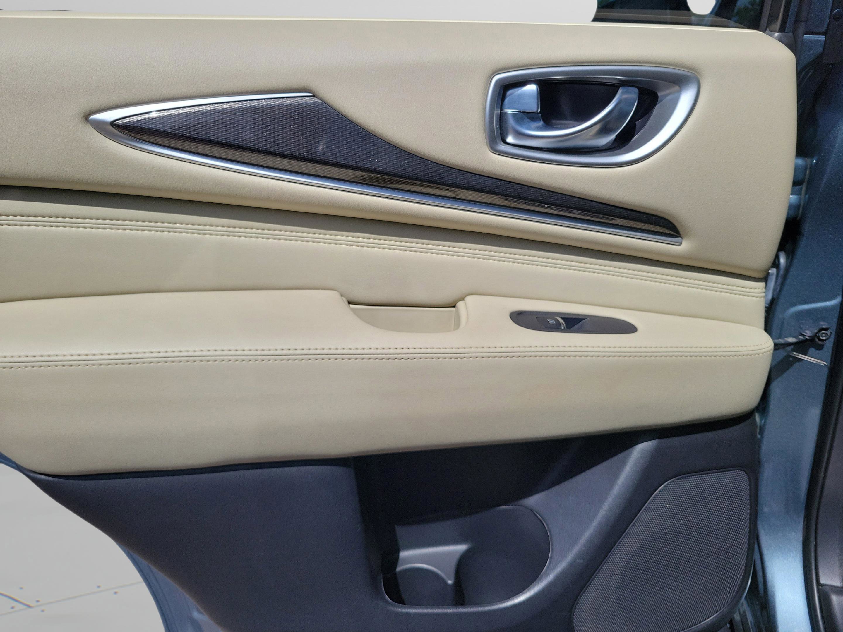 Used 2018 INFINITI QX60 FWD w/ Premium Plus Package image 23