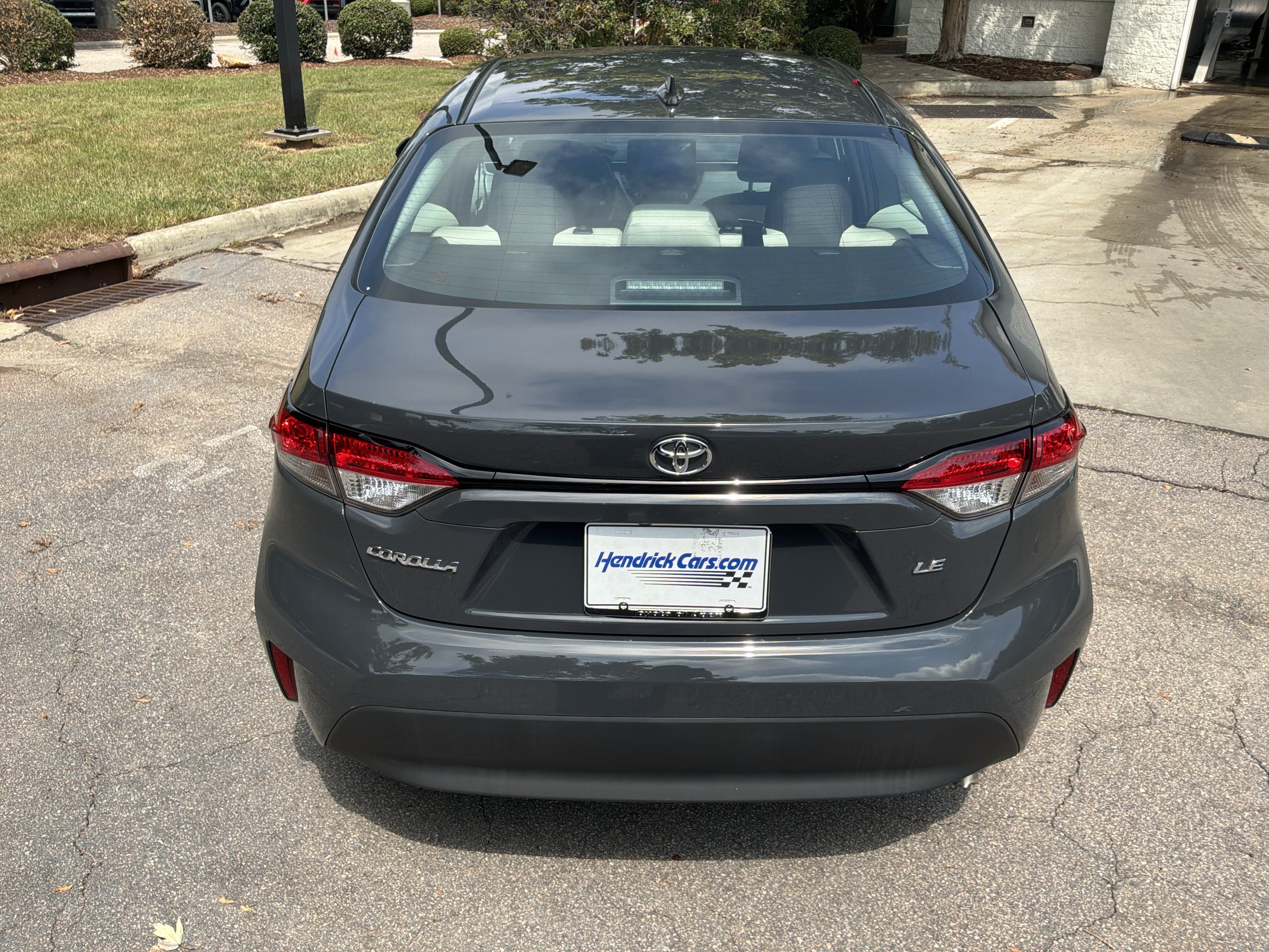 Used 2026 Toyota Corolla LE FWD image 9