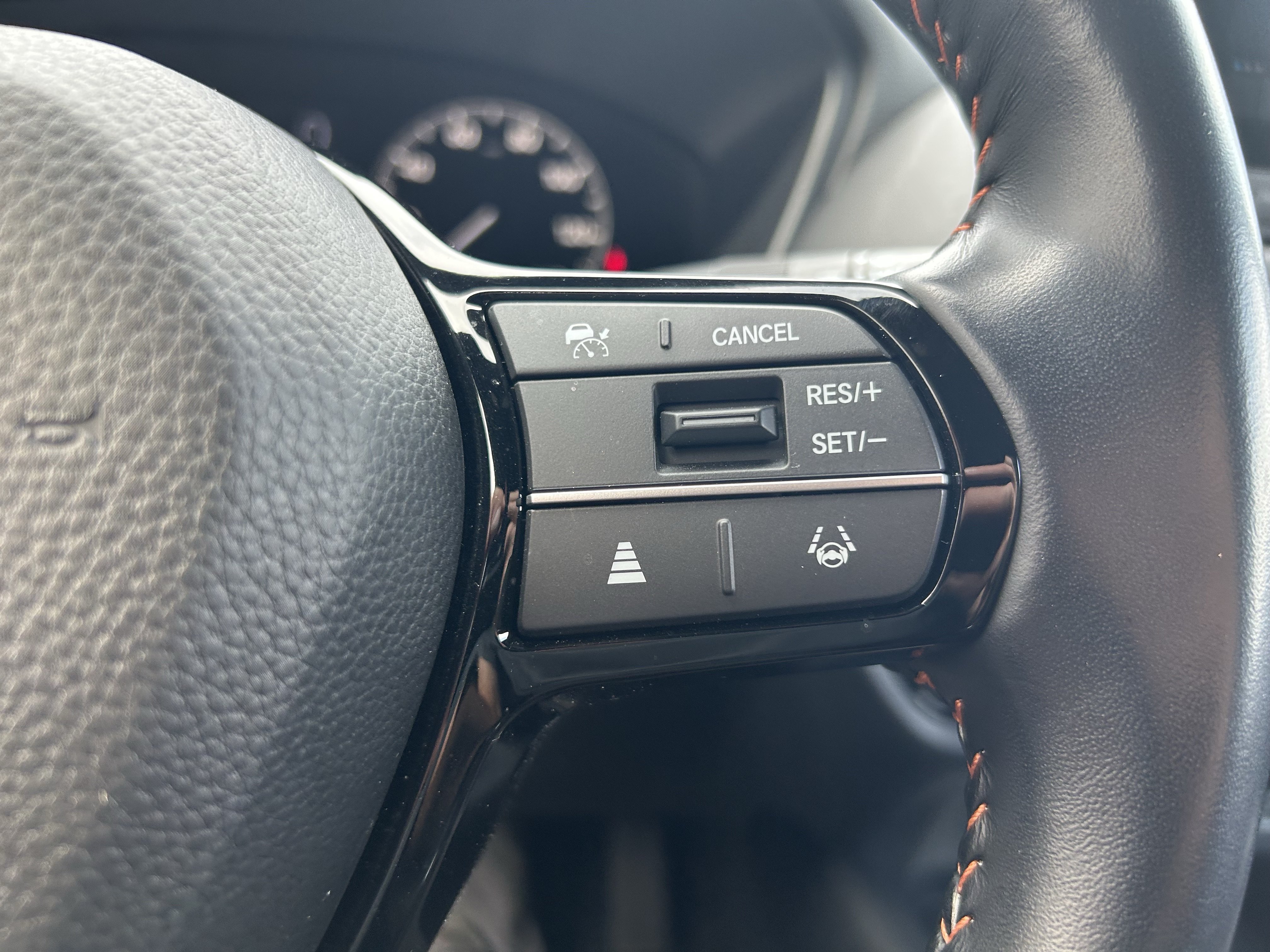 Used 2025 Honda HR-V Sport image 22