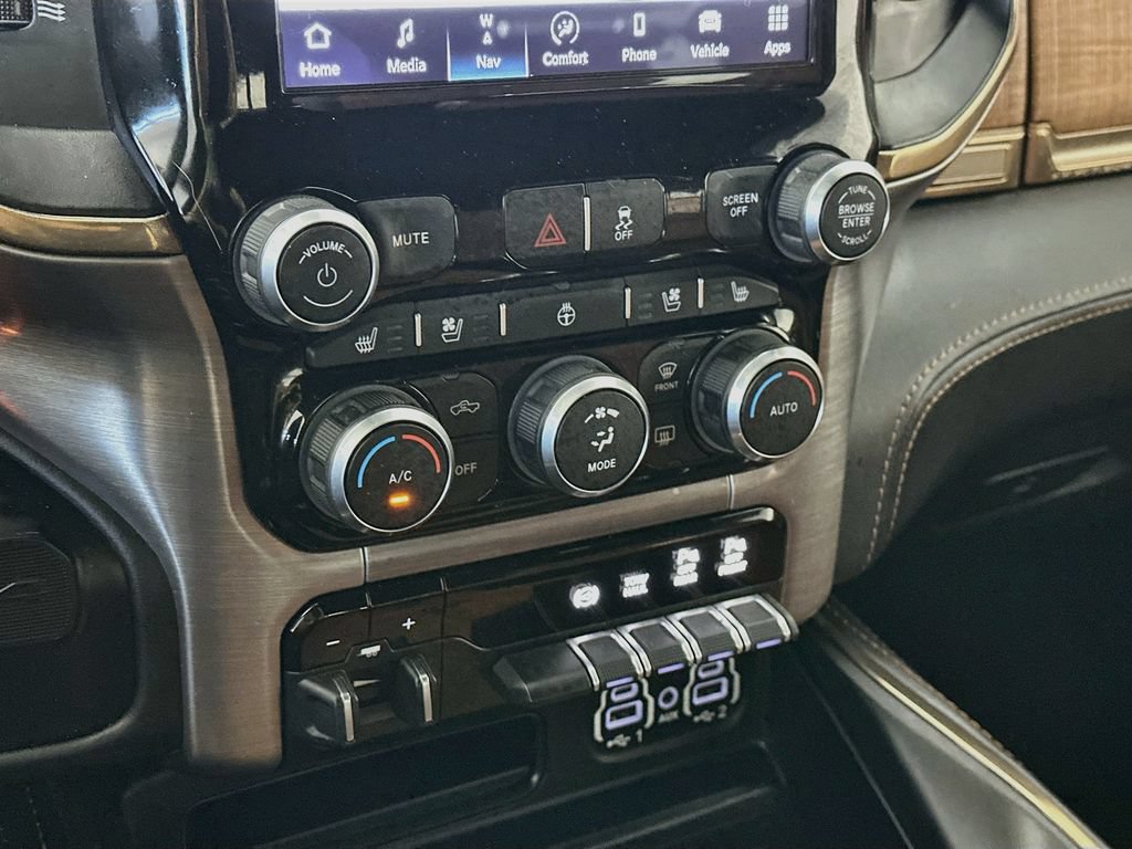 Used 2023 RAM 2500 Limited AWD/4WD image 18