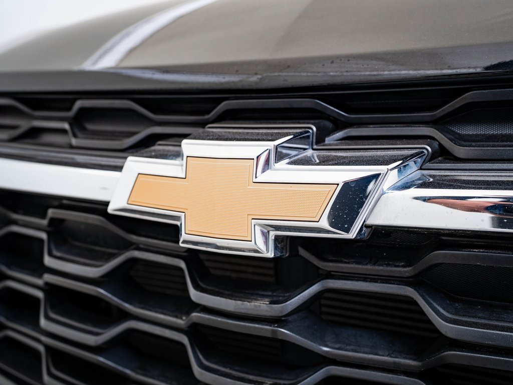 Used 2024 Chevrolet Trax LT w/ Driver Confidence Package image 3