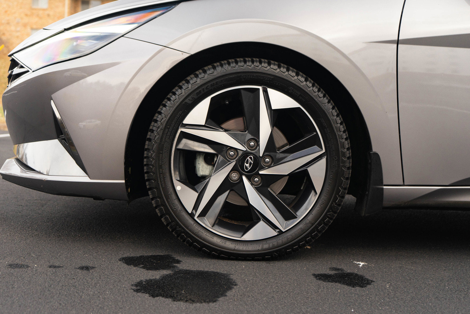 Used 2023 Hyundai Elantra Limited image 9