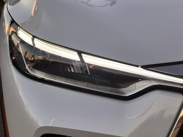 Certified 2025 INFINITI QX60 Luxe w/ Vision Package image 30