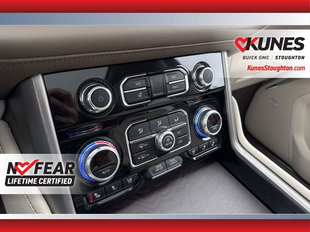 Used 2023 GMC Yukon Denali w/ LPO, Floor Liner Package image 33