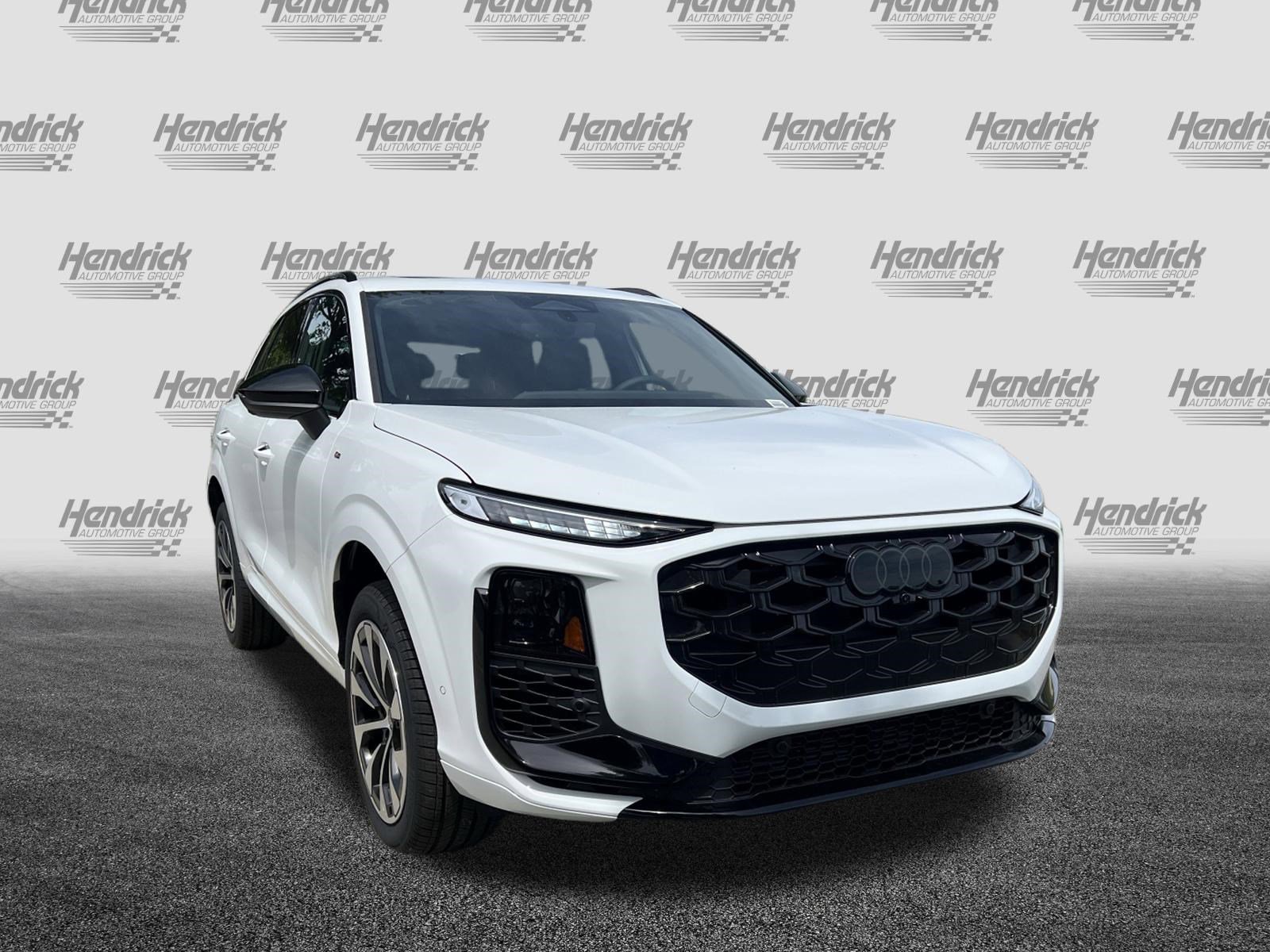 New 2026 Audi Q3 quattro 2.0T image 2