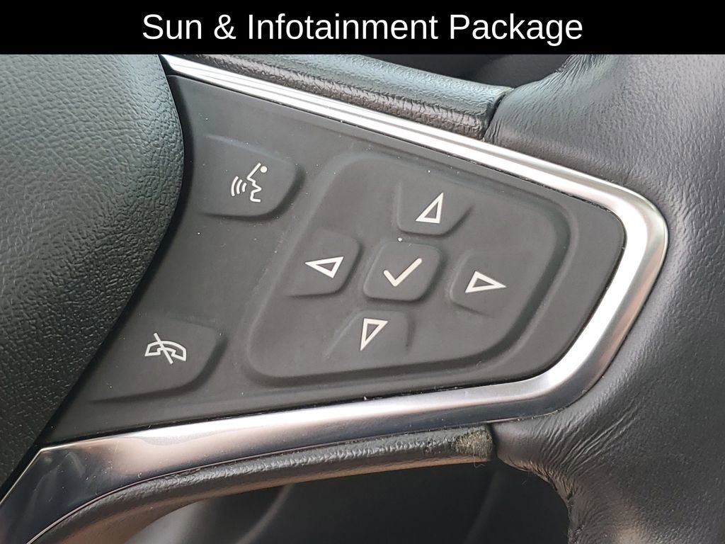 Used 2018 Chevrolet Equinox LT w/ Sun & Infotainment Package AWD/4WD image 13