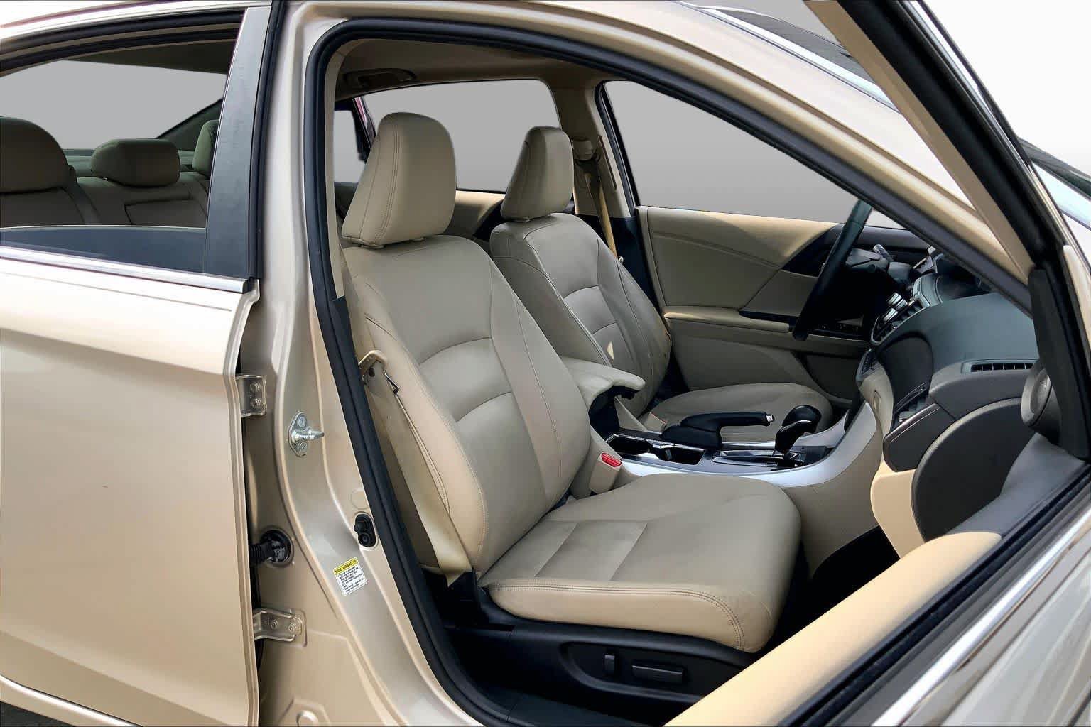 Used 2015 Honda Accord EX-L image 7