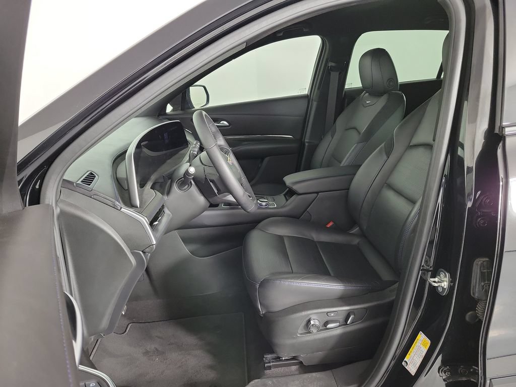 Certified 2024 Cadillac XT4 Sport FWD image 16