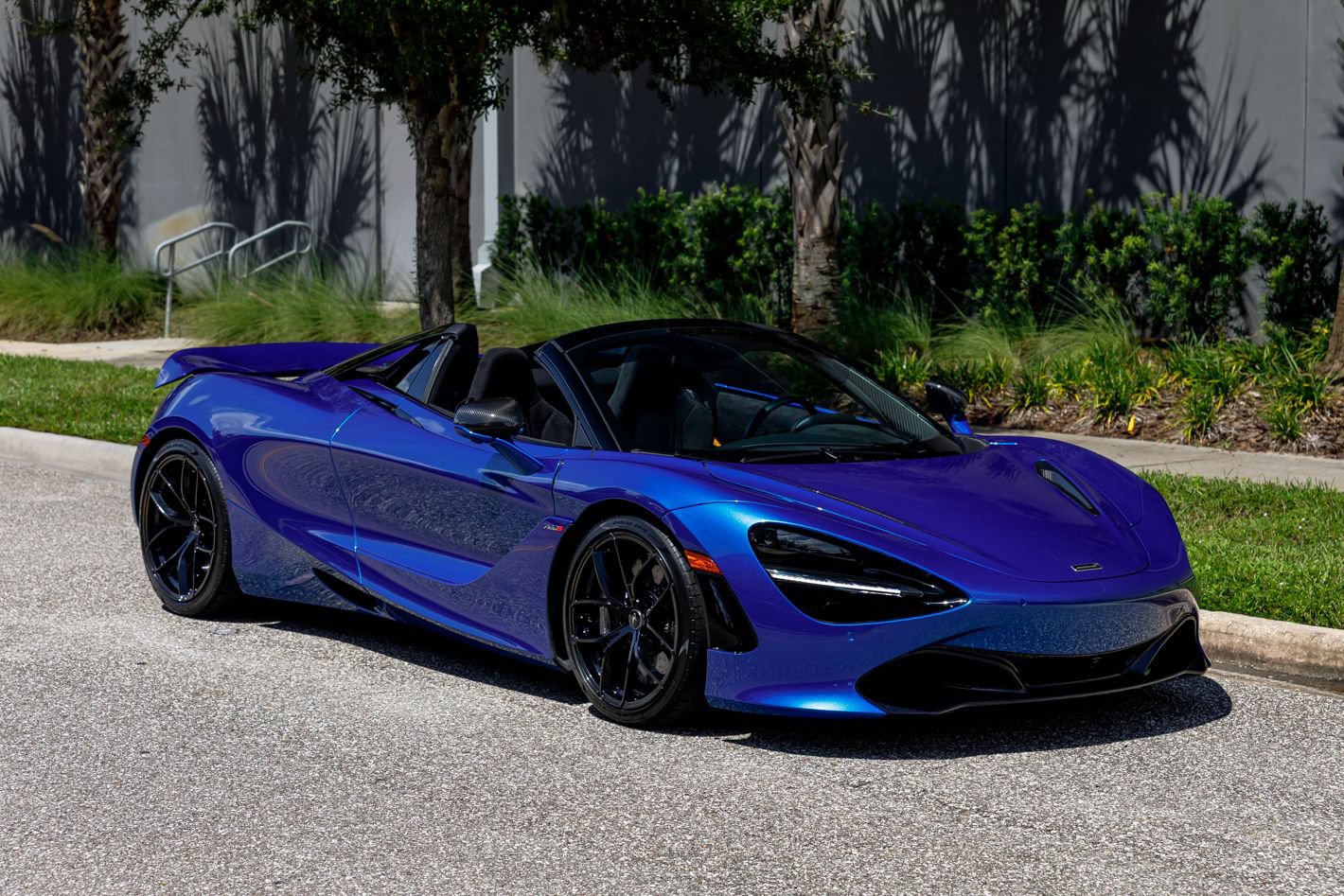 Used 2022 McLaren 720S Luxury RWD image 20