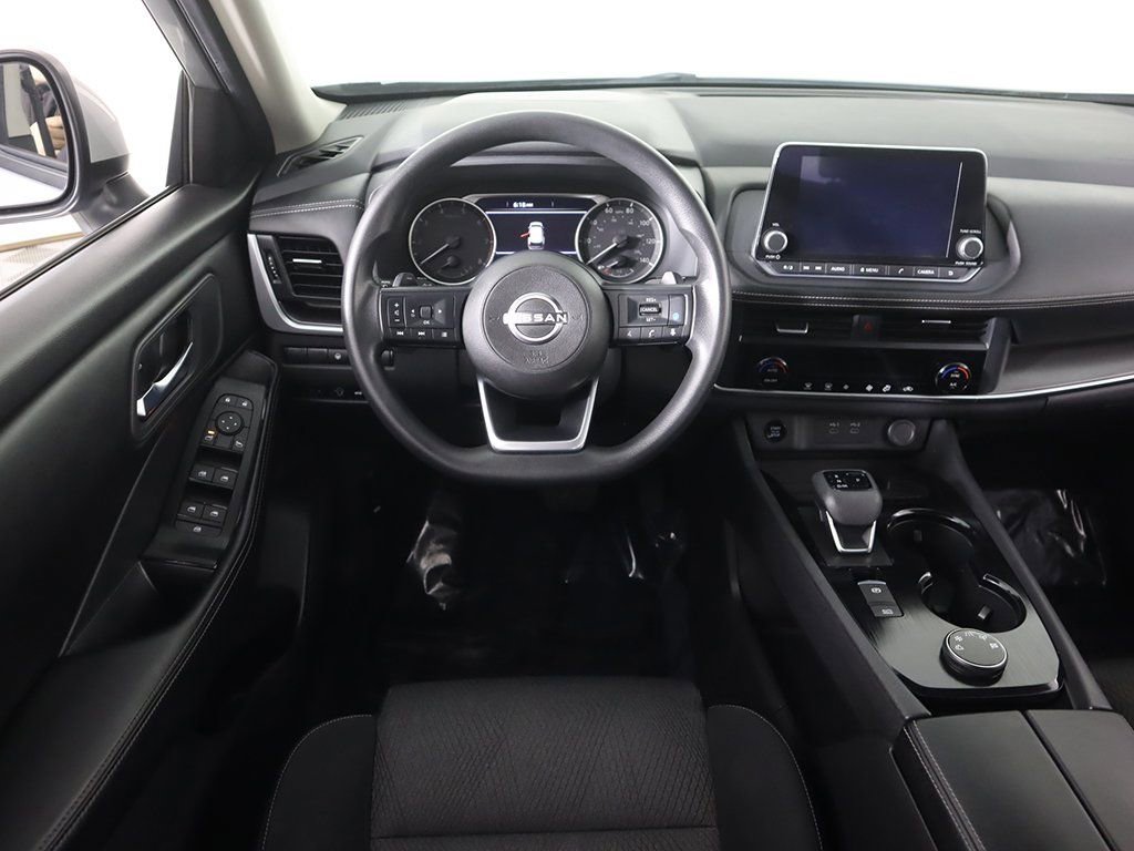 Used 2024 Nissan Rogue SV AWD/4WD image 33