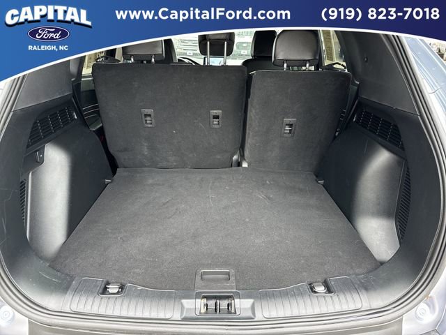 Certified 2022 Ford Escape SEL FWD image 16