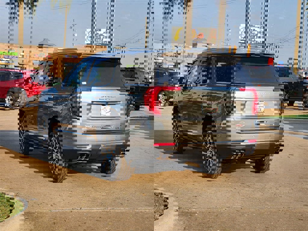 New 2026 GMC Yukon Denali w/ Sun & Power Step Package image 3