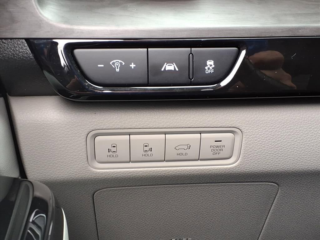 Certified 2022 Kia Carnival SX image 21