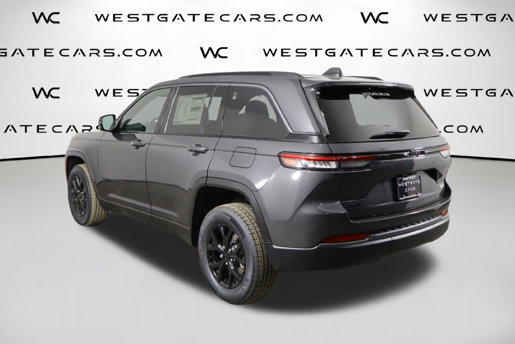 New 2026 Jeep Grand Cherokee Altitude AWD/4WD image 52