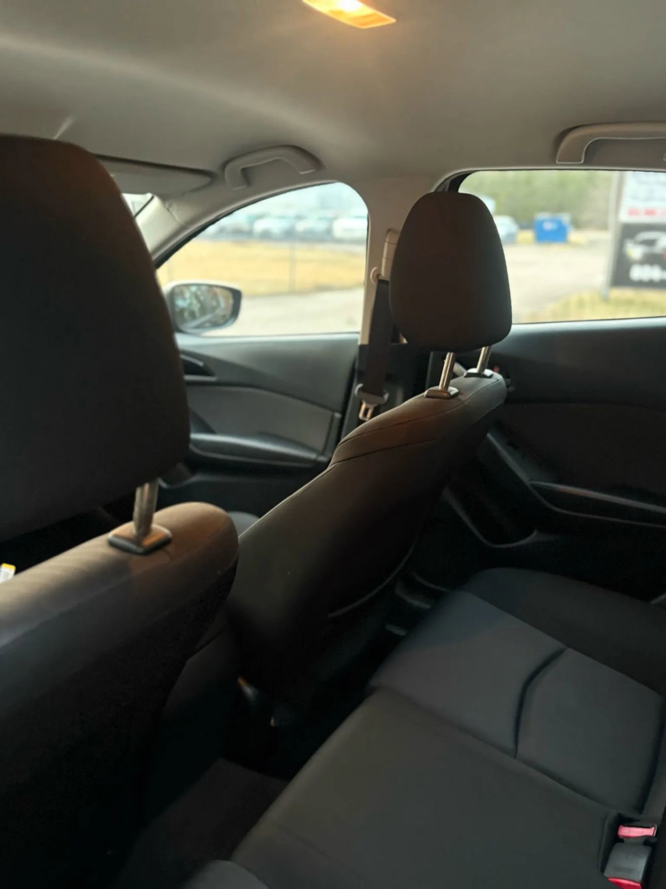 Used 2014 MAZDA MAZDA3 i Sport image 12