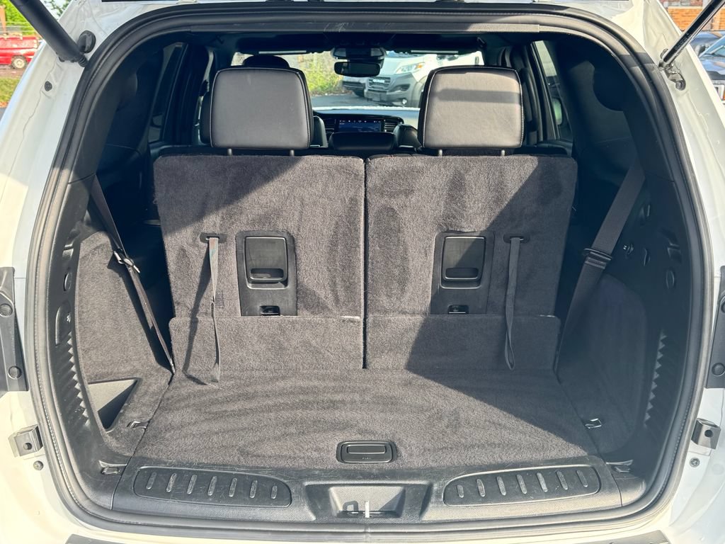 Used 2023 Dodge Durango R/T w/ Blacktop Package AWD/4WD image 17
