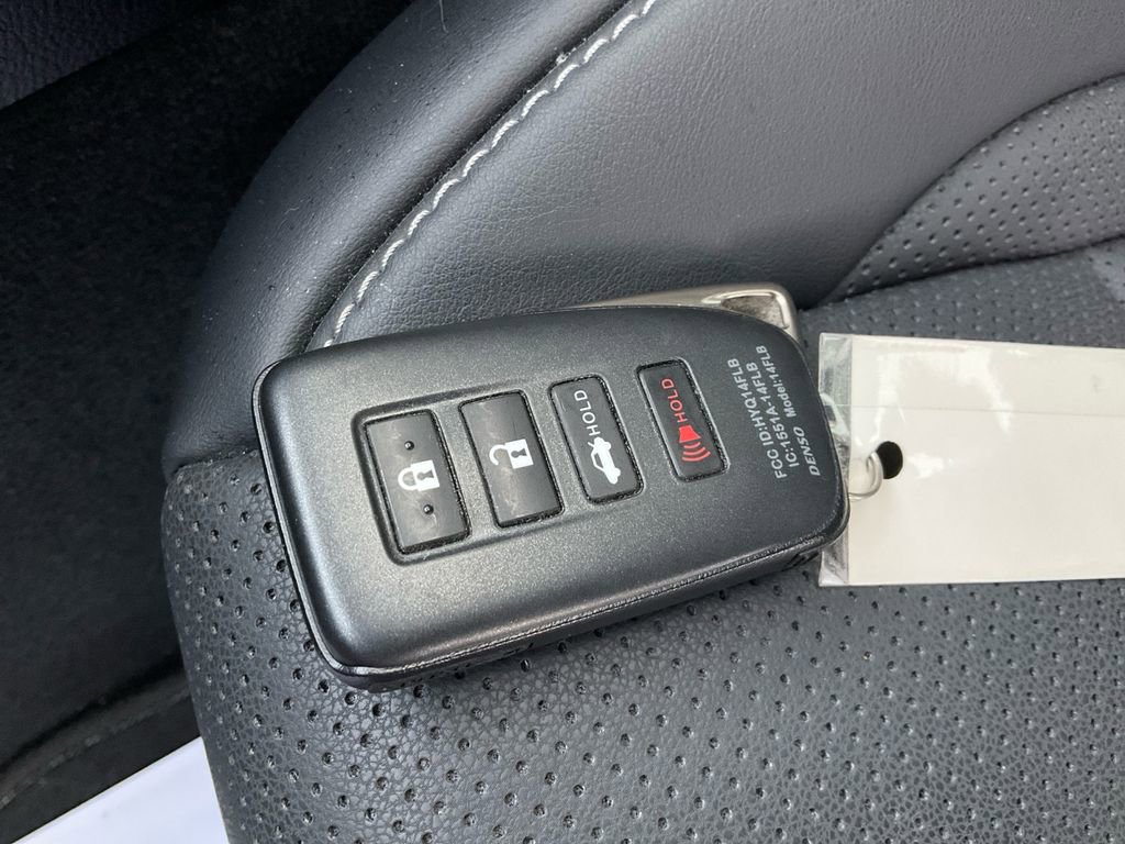 Used 2022 Lexus IS 350 F Sport w/ Navigation Package image 39